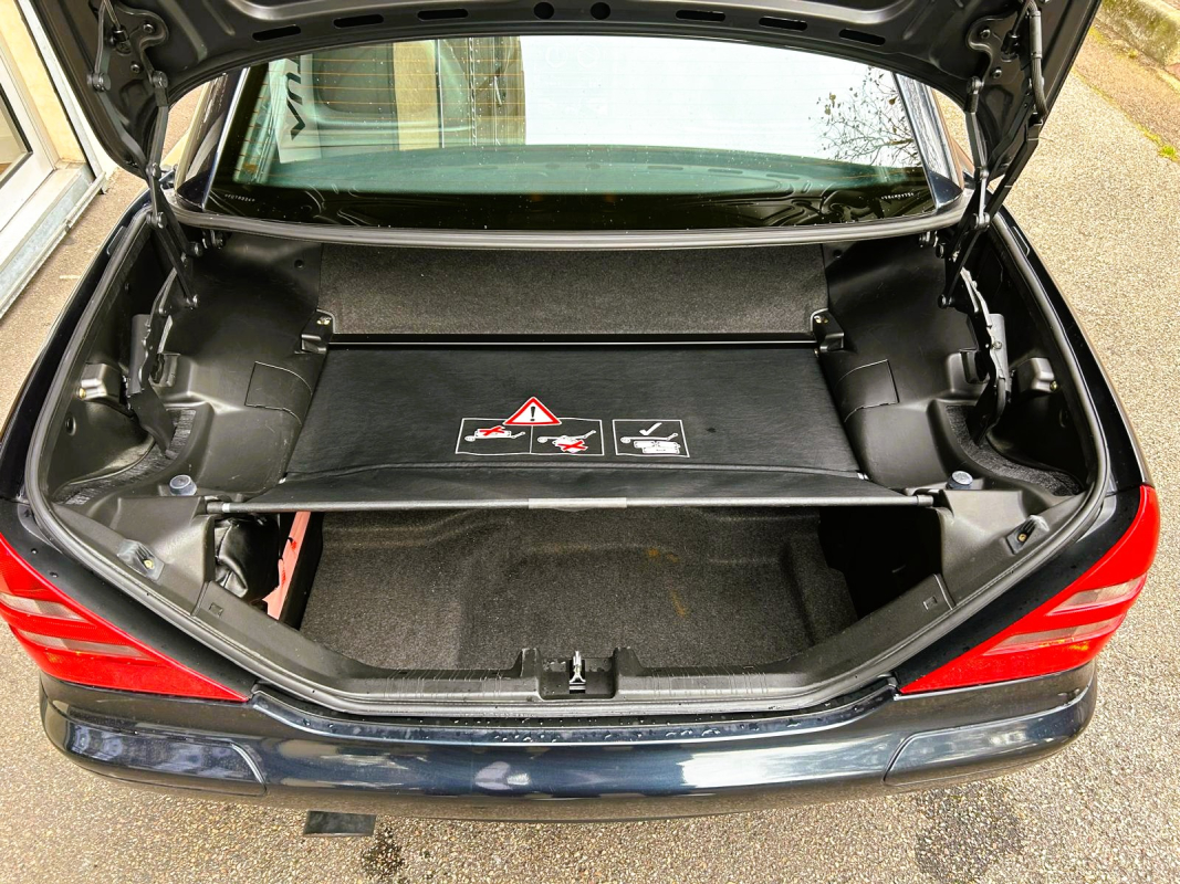 Mercedes SLK — 16