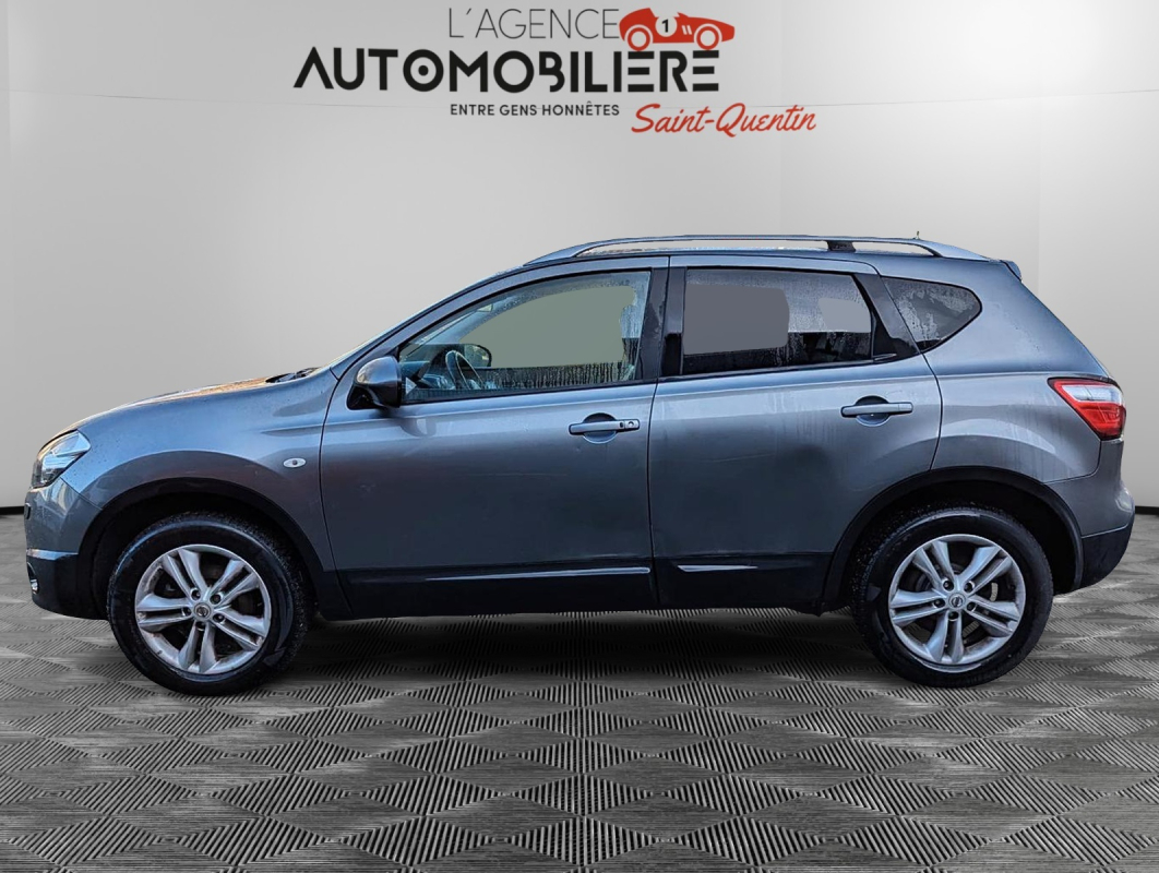 Nissan Qashqai — 3