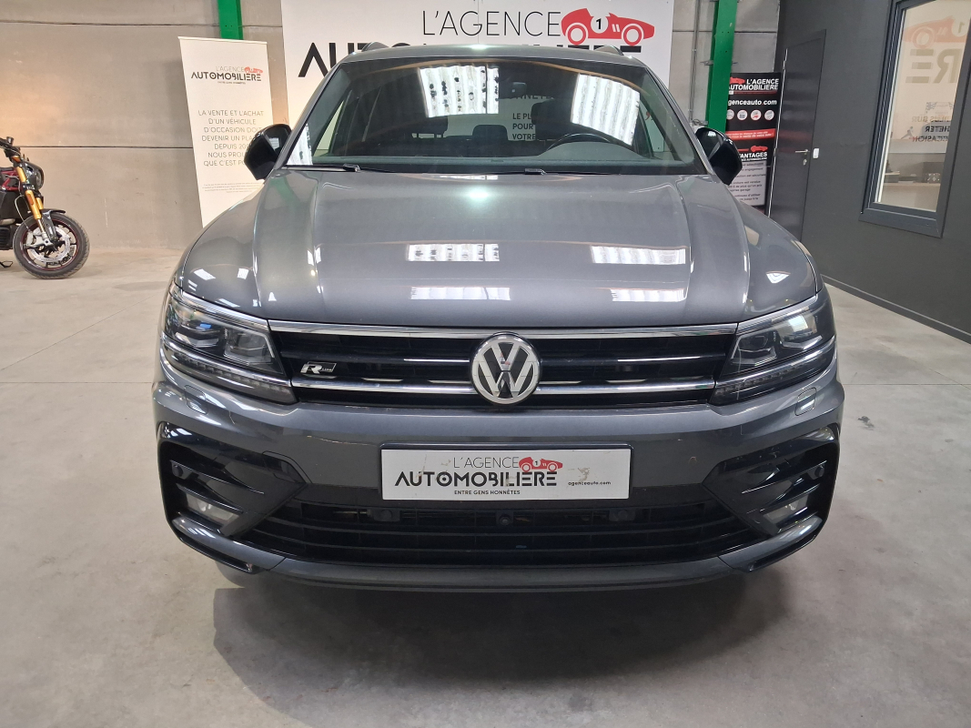 Volkswagen Tiguan — 2