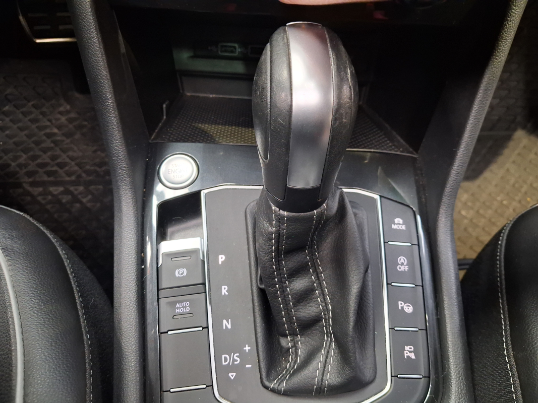 Volkswagen Tiguan — 22