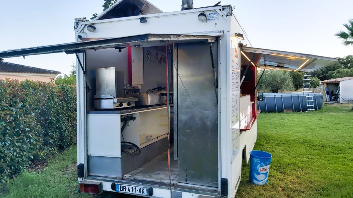 Renault Master — 4