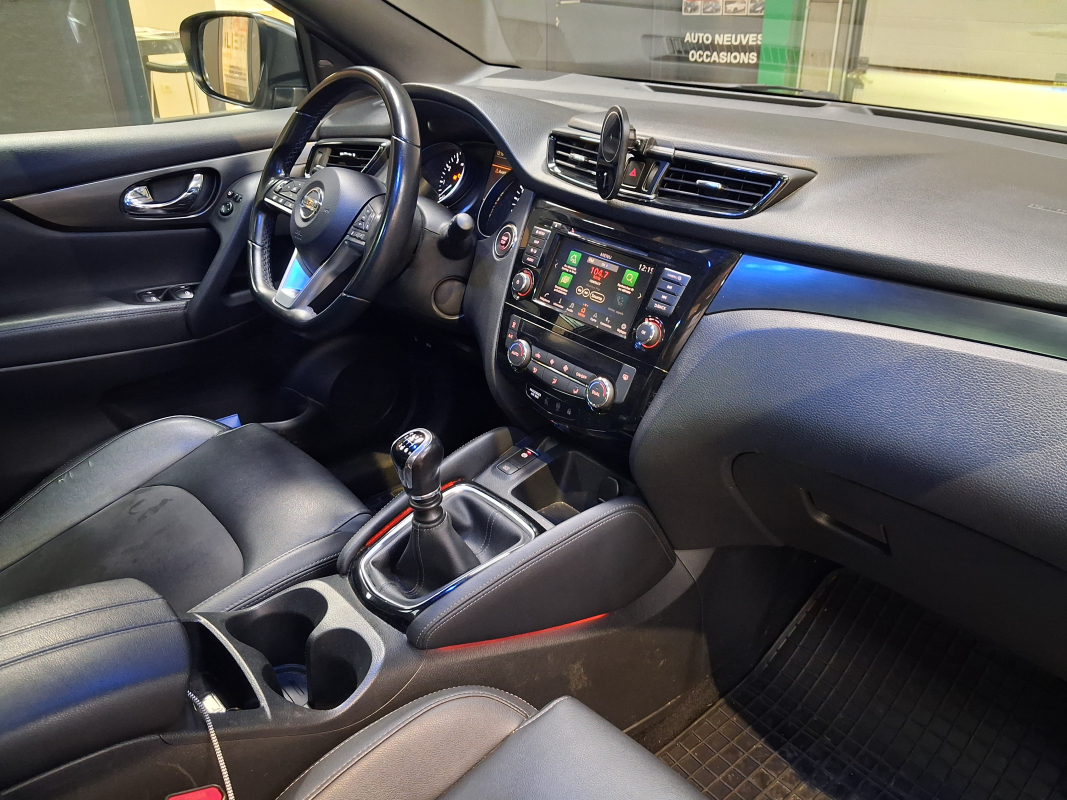 Nissan Qashqai — 16