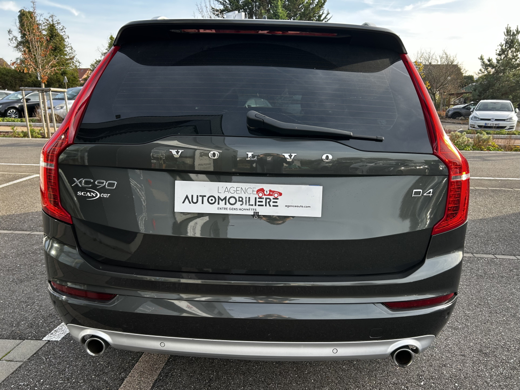 Volvo XC90 — 6