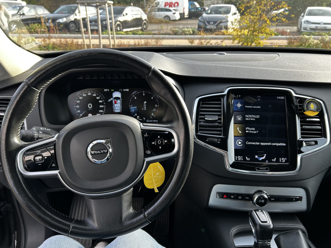 Volvo XC90 — 16