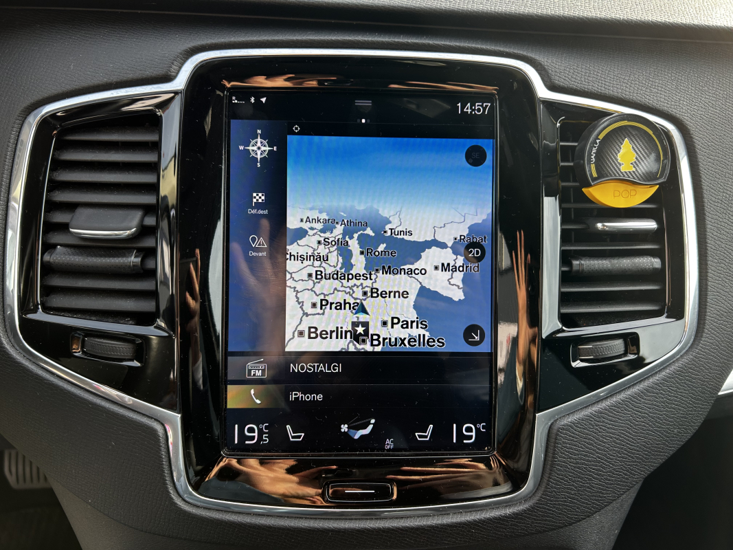 Volvo XC90 — 18