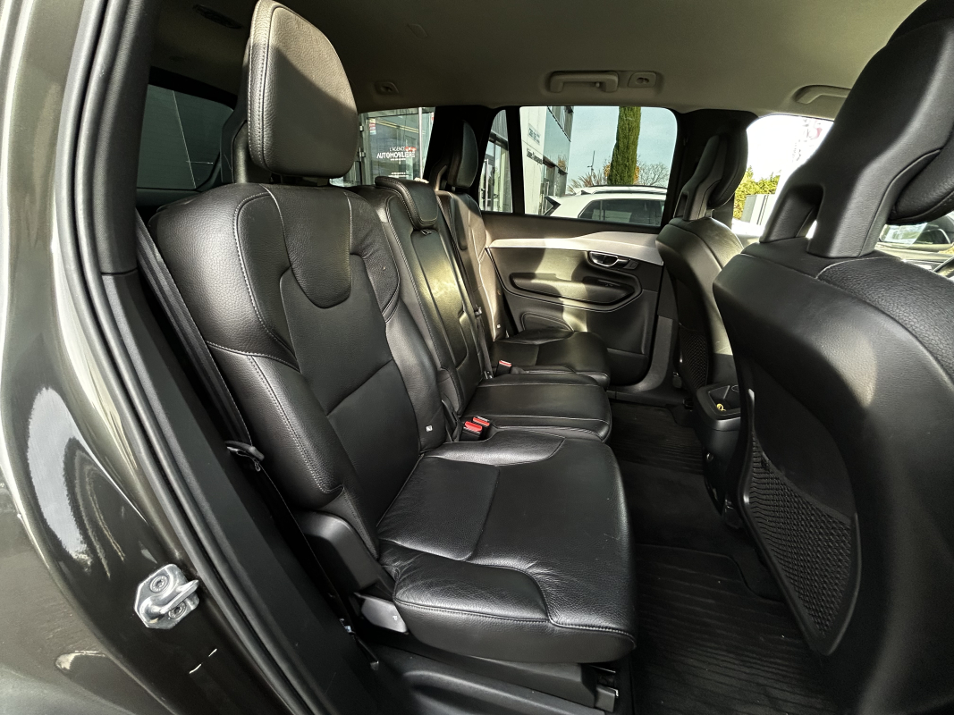 Volvo XC90 — 13