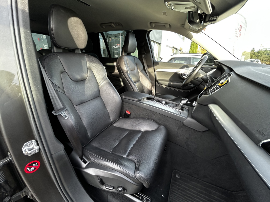 Volvo XC90 — 14