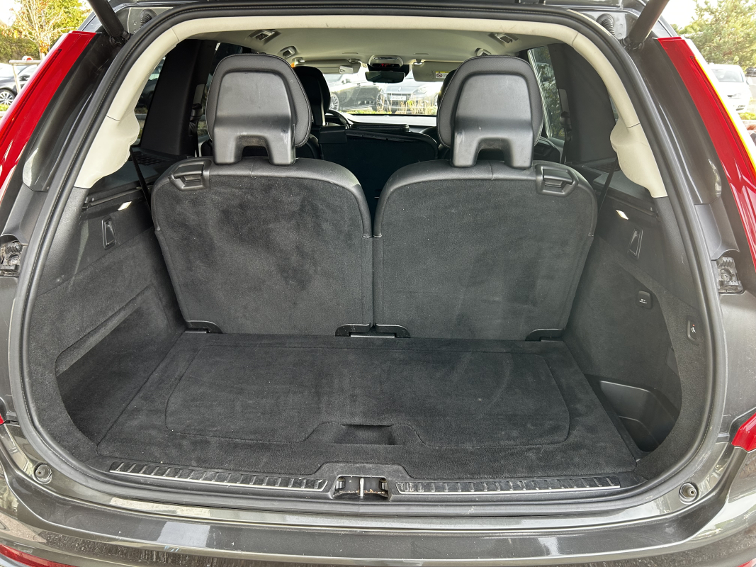 Volvo XC90 — 29