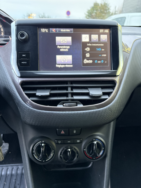 Peugeot 2008 — 16