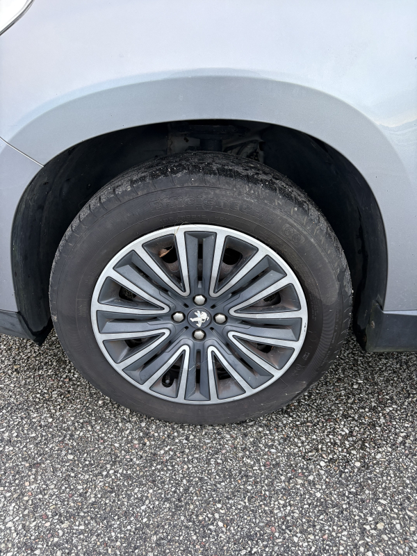 Peugeot 2008 — 19
