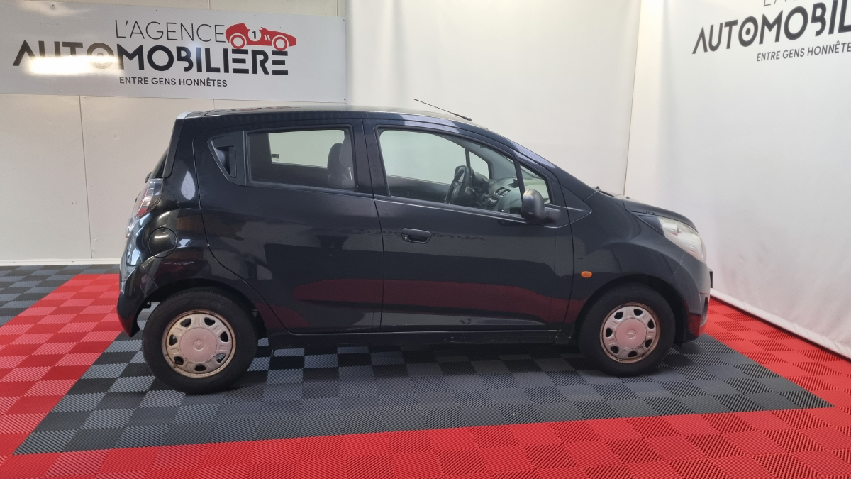 Chevrolet Spark — 4