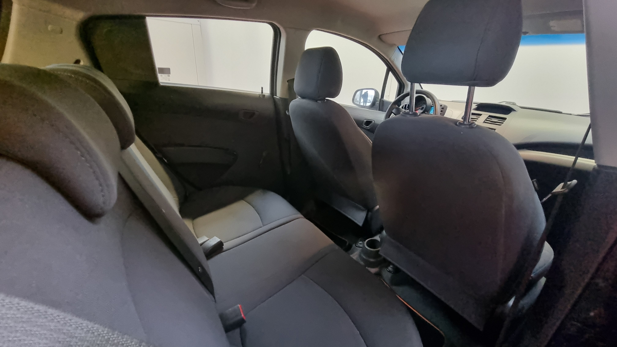 Chevrolet Spark — 16