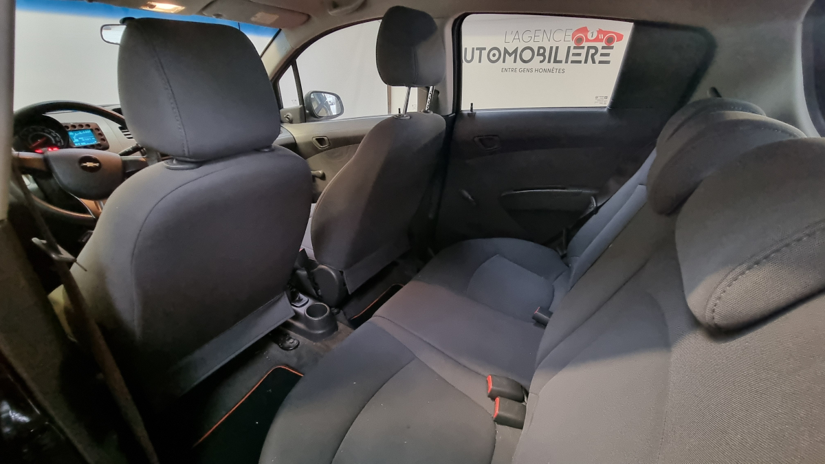 Chevrolet Spark — 15