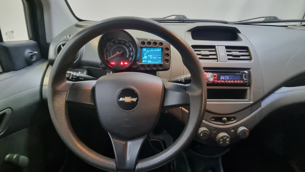 Chevrolet Spark — 18