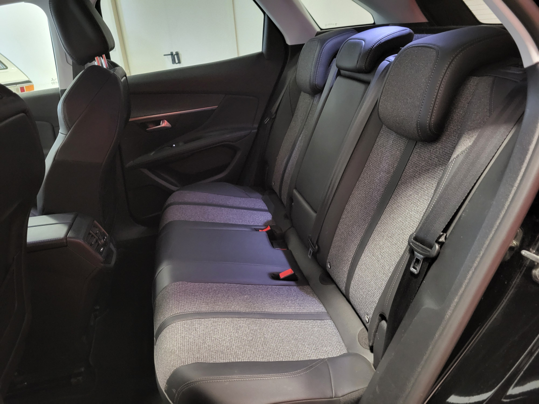 Peugeot 3008 — 11