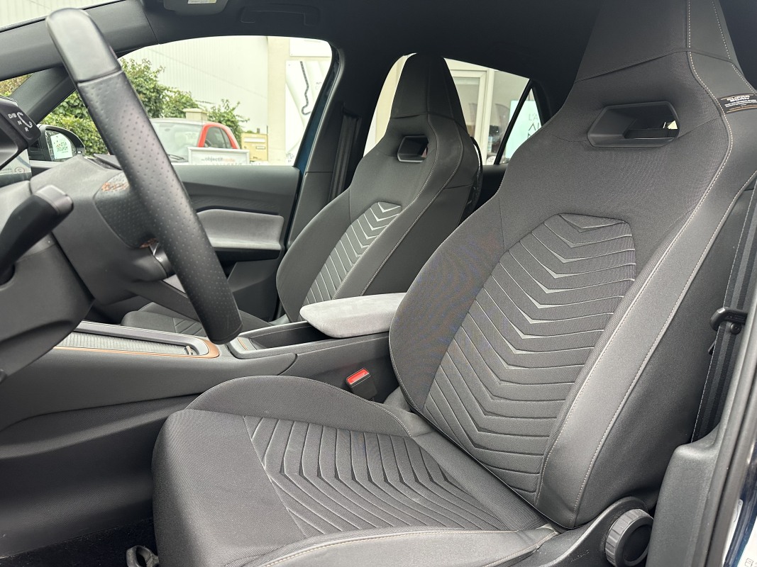 Cupra Born — 10