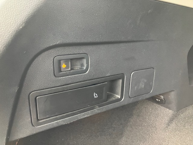 Volkswagen Tiguan Allspace — 28