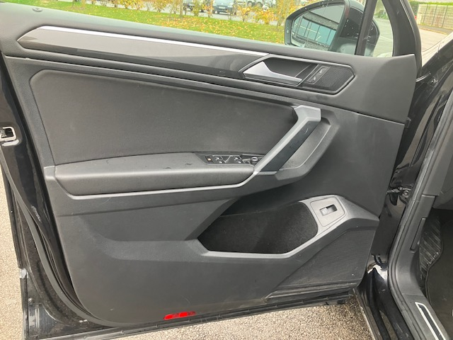 Volkswagen Tiguan Allspace — 9