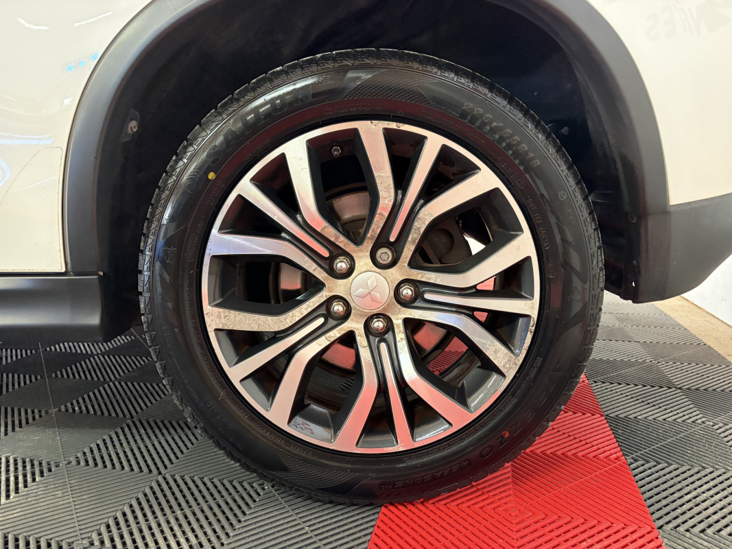 Mitsubishi ASX — 21