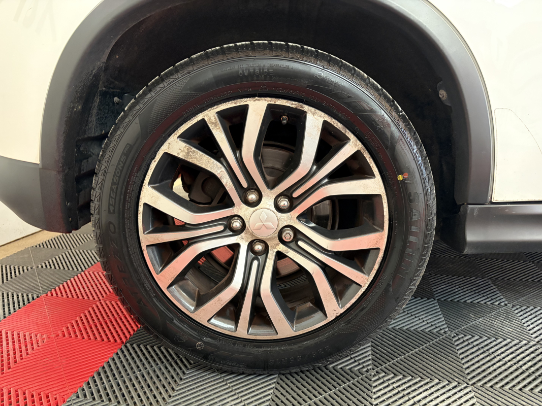 Mitsubishi ASX — 22