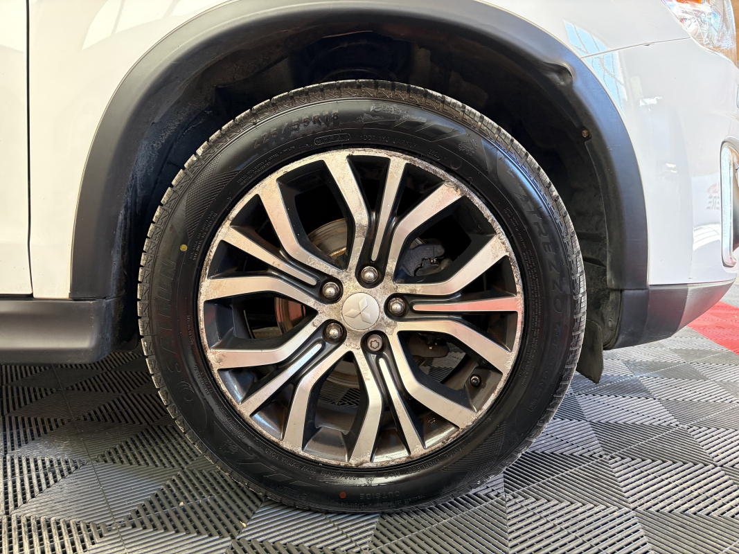 Mitsubishi ASX — 23