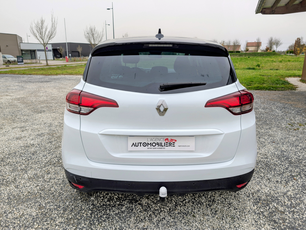 Renault Scenic — 4
