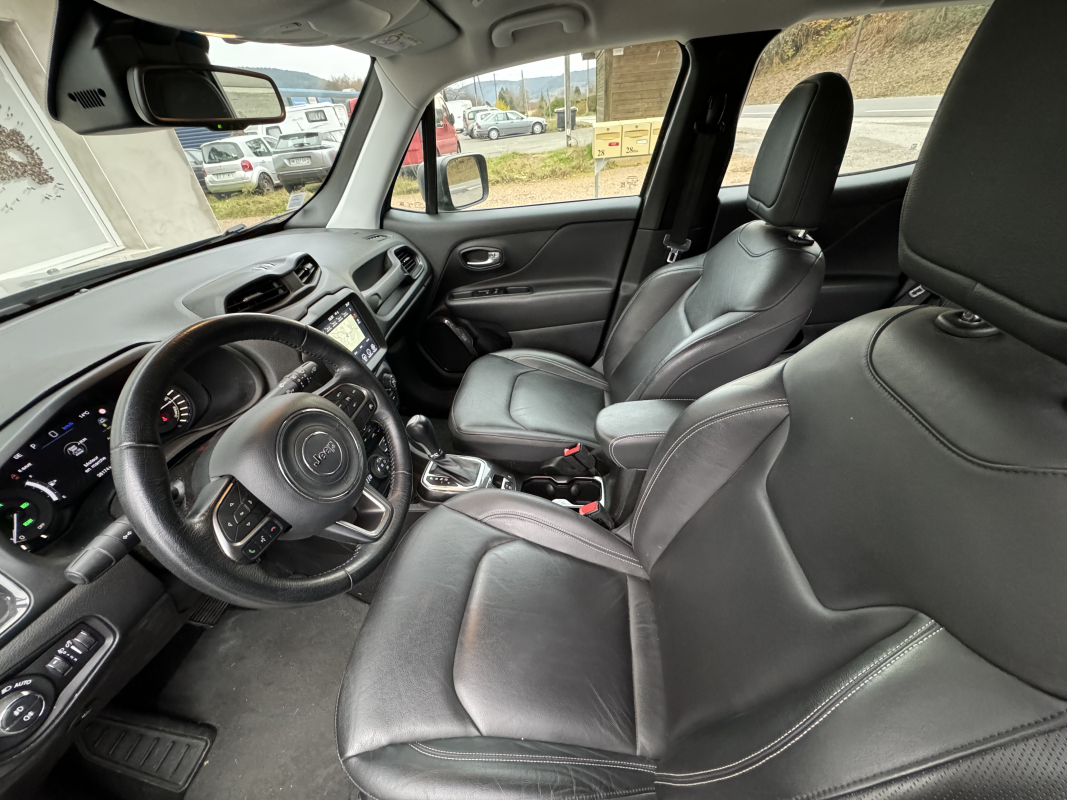 Jeep Renegade — 10