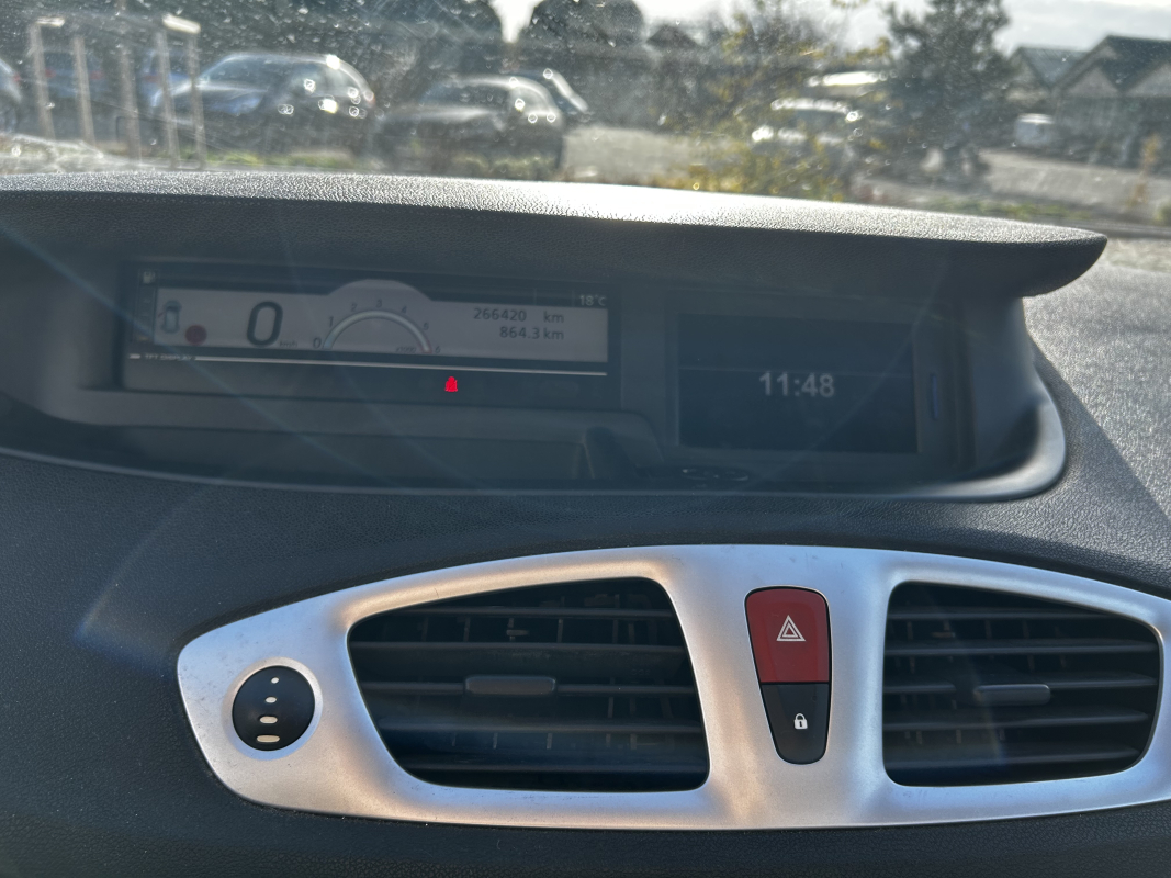 Renault Scenic — 14