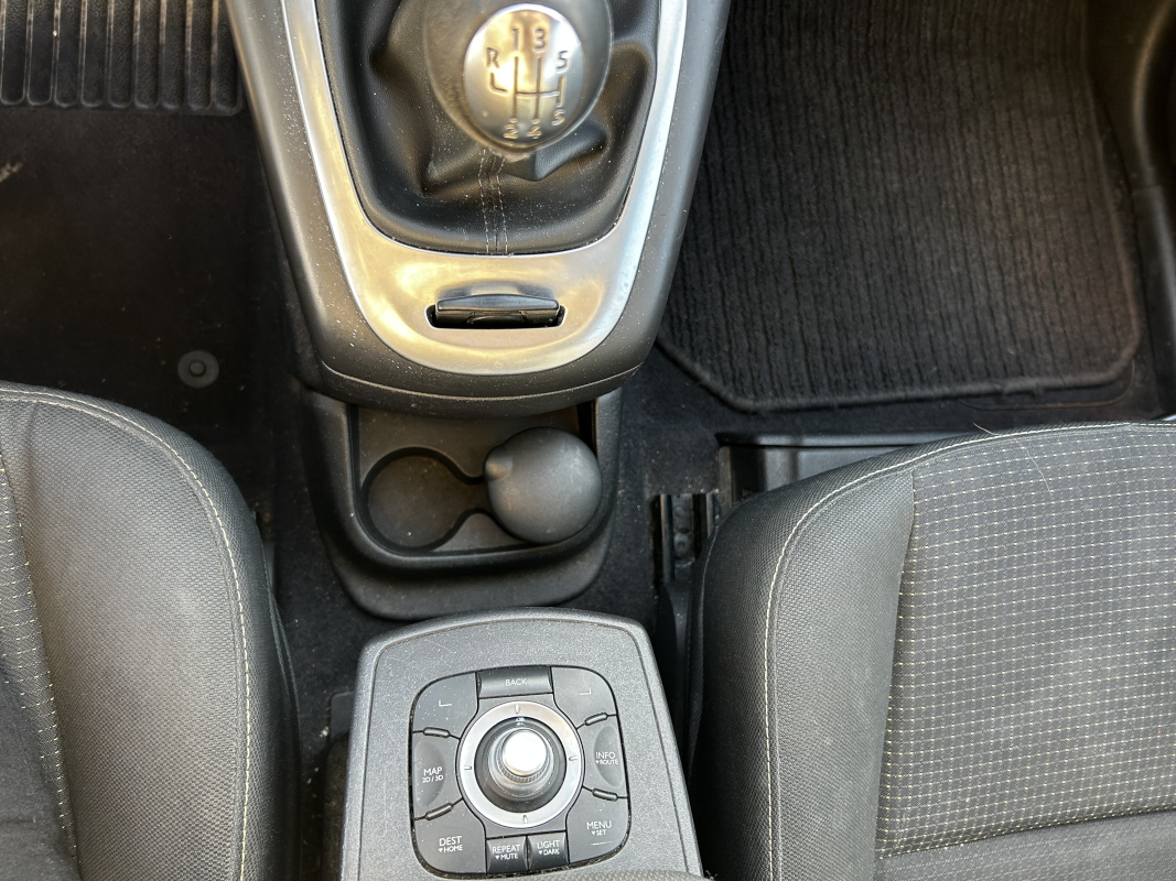 Renault Scenic — 16