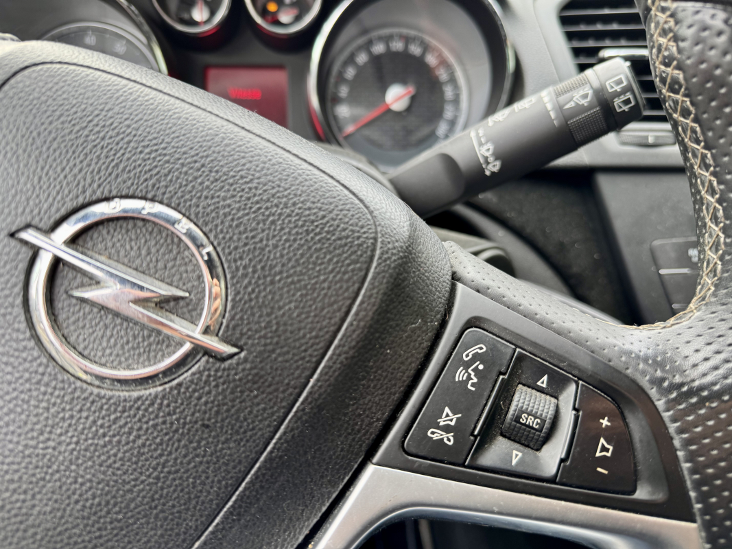 Opel Insignia — 24