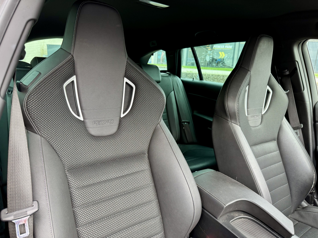 Opel Insignia — 27
