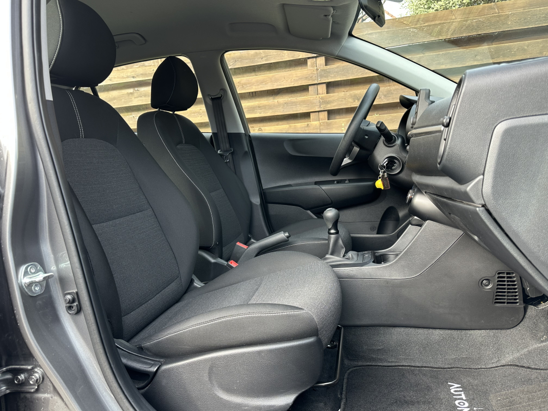 Kia Picanto — 14