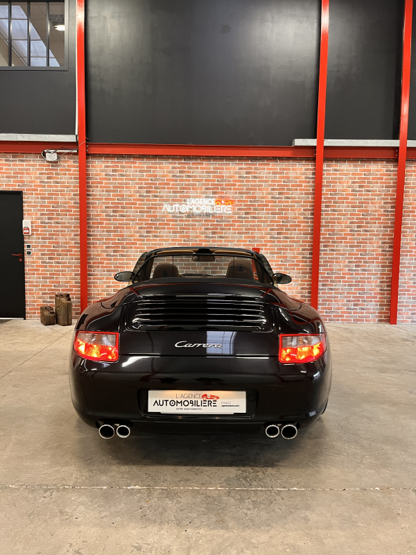 Porsche 911 Cabriolet — 10