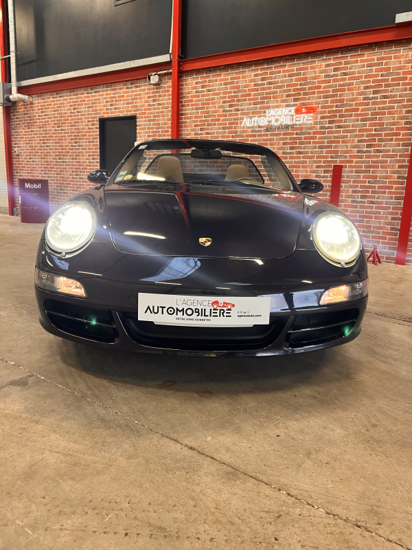 Porsche 911 Cabriolet — 13