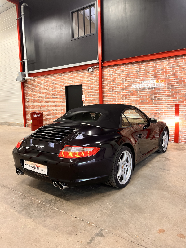 Porsche 911 Cabriolet — 14