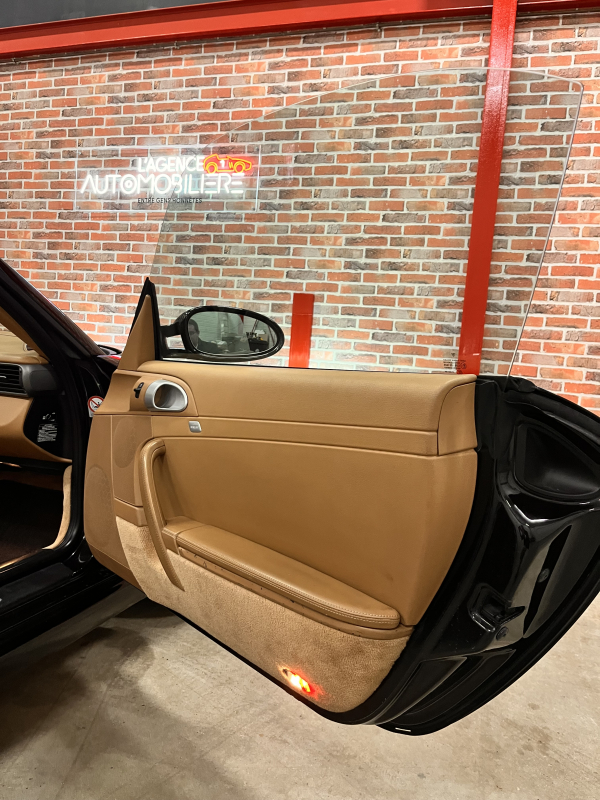 Porsche 911 Cabriolet — 20