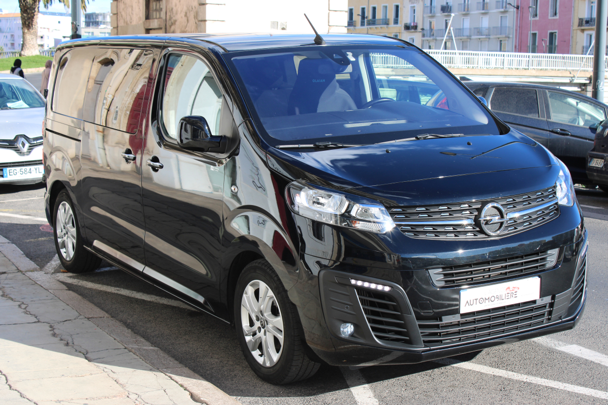 Opel Vivaro — 3