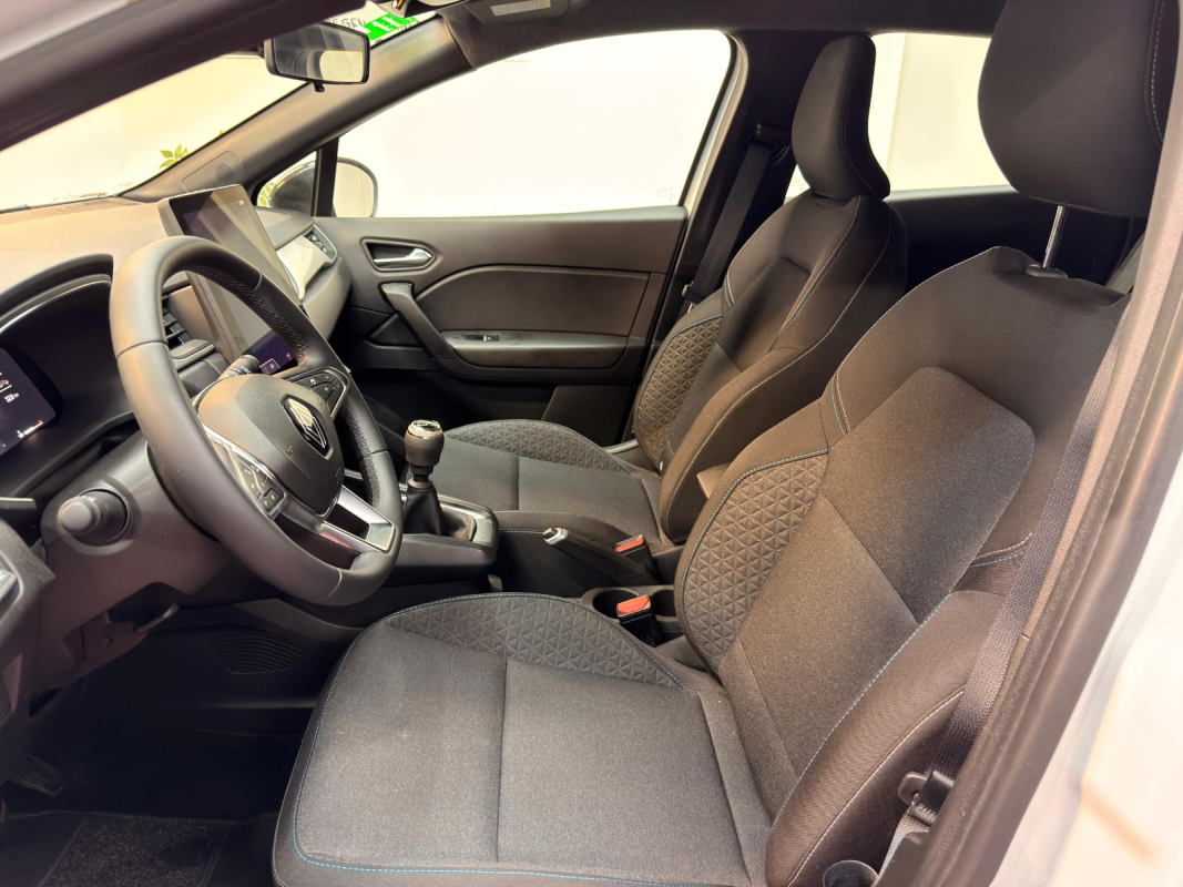 Renault Captur — 10