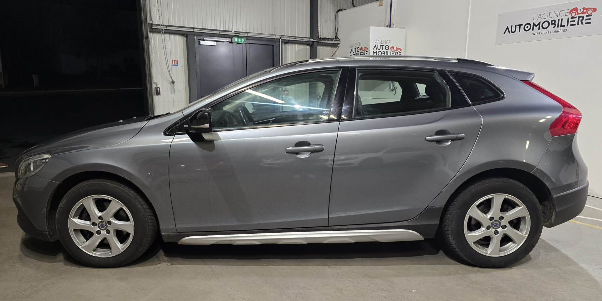 Volvo V40 — 6