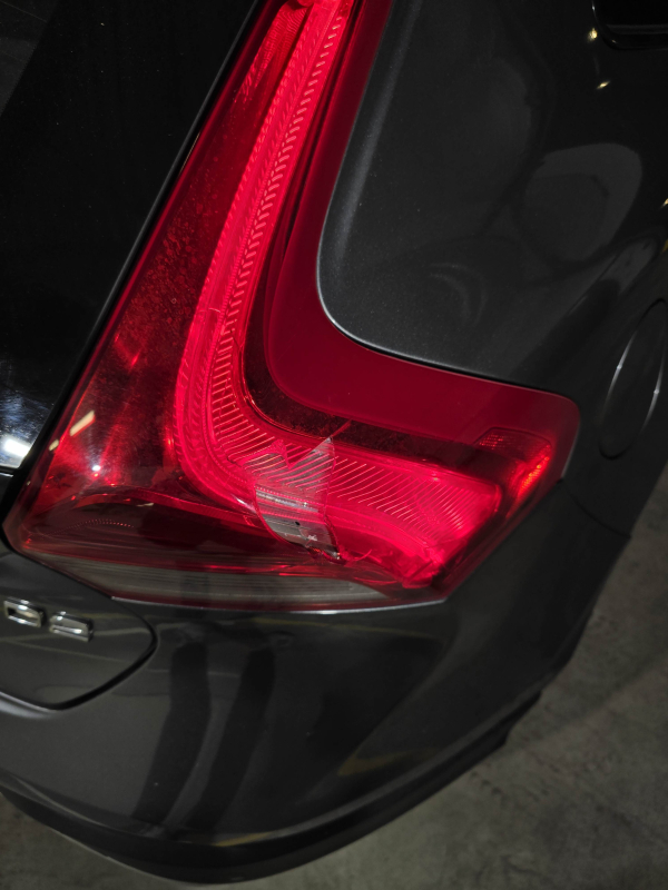 Volvo V40 — 34