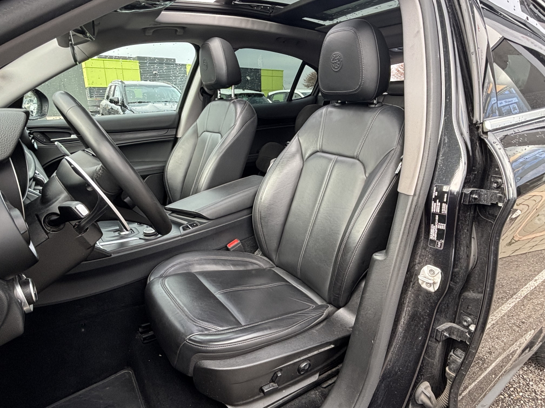 Alfa Romeo STELVIO — 10