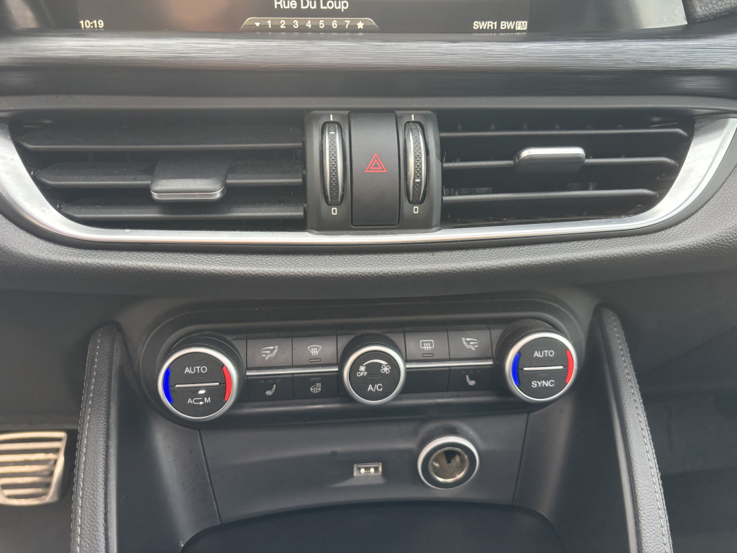 Alfa Romeo STELVIO — 17