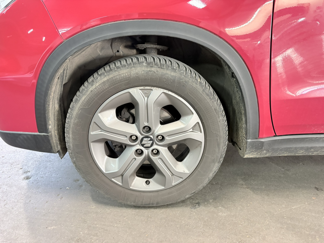 Suzuki Vitara — 24