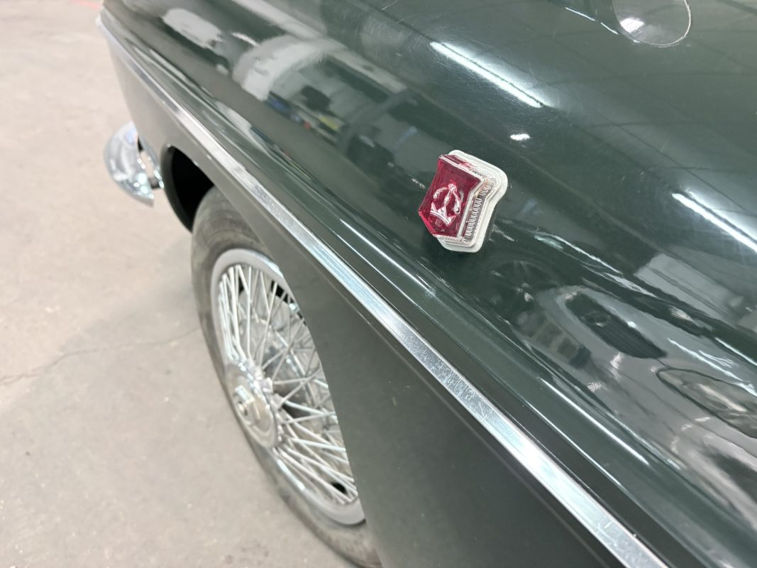 Renault Caravelle — 21