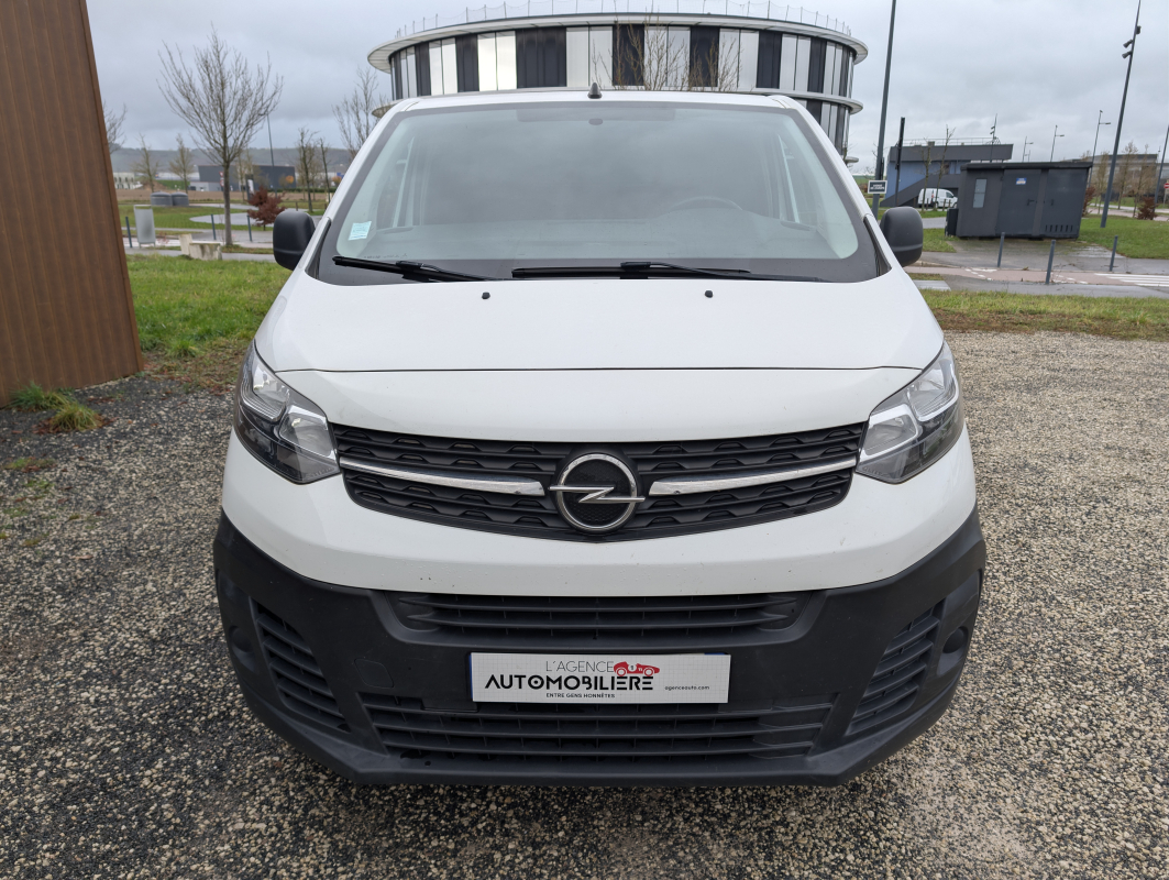 Opel Vivaro — 8