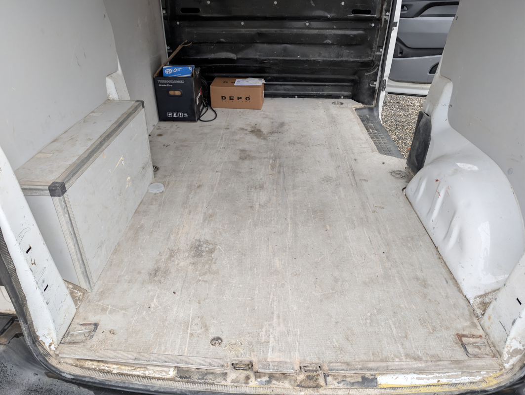 Opel Vivaro — 14