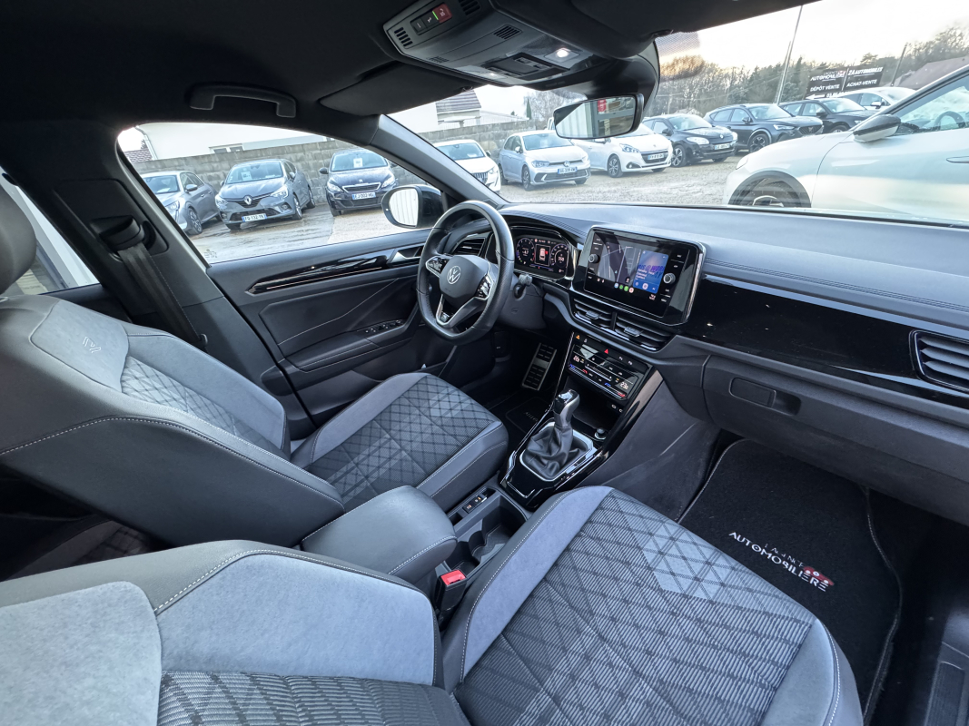 Volkswagen T-roc — 15