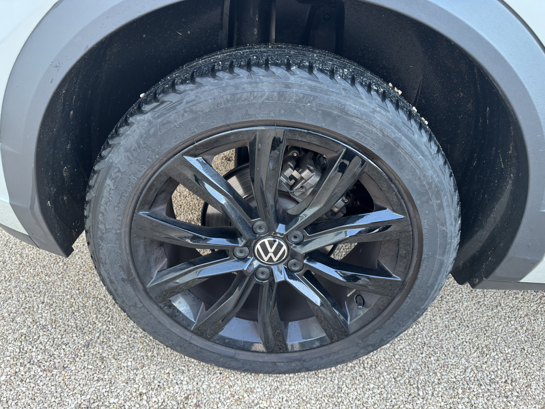 Volkswagen T-roc — 19