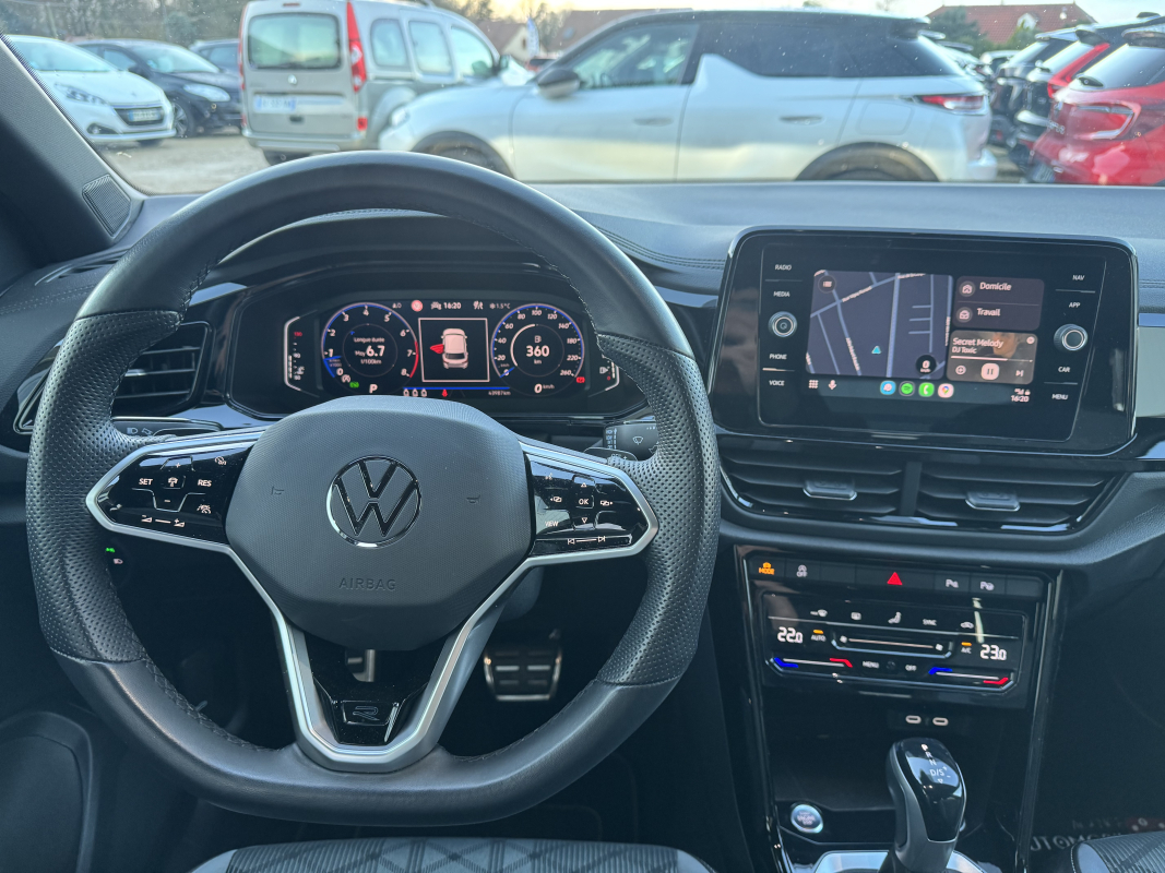 Volkswagen T-roc — 12