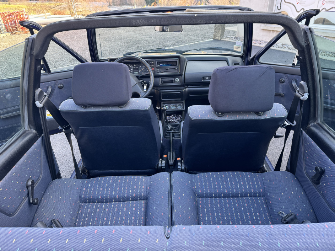 Volkswagen Golf — 12